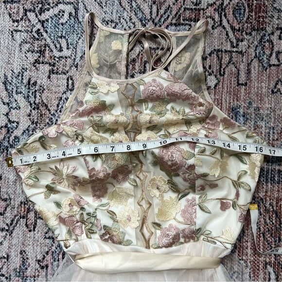 Nights by Teeze Me Champagne Floral Chiffon Tiered Ruffle Gown Size 7 Formal - Picture 9 of 12
